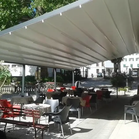 Centrale فندق Tarcento